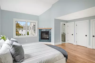 118 Newport Avenue, Middletown, RI 02842 - Photo 35