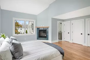 118 Newport Ave, Middletown, RI 02842 - Photo 35