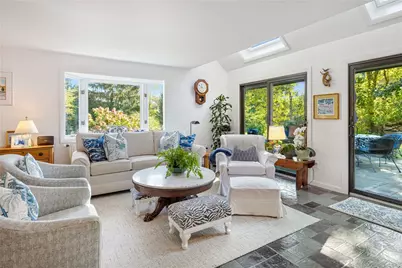 140 Connection Street, Newport, RI 02840 - Photo 7