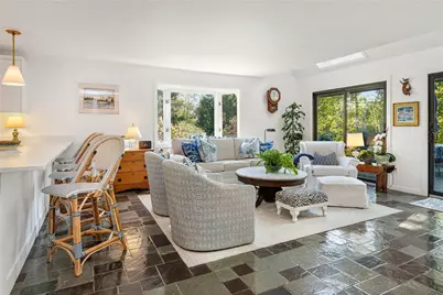 140 Connection Street, Newport, RI 02840 - Photo 9