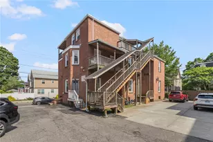 64 Pitman St, Providence, RI 02906 - Photo 23