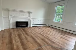 53 Duane St, East Greenwich, RI 02818 - Photo 5