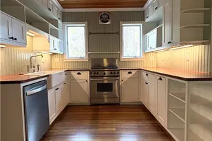 41 Walcott Ave, Jamestown, RI 02835 - Photo 5