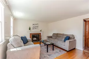 15 Drake Rd, Warwick, RI 02888 - Photo 7