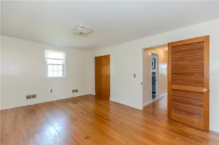 15 Drake Rd, Warwick, RI 02888 - Photo 23