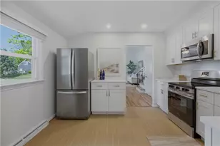 117 Canonchet Dr, Portsmouth, RI 02871 - Photo 11