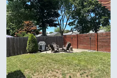 47 Naples Avenue, Providence, RI 02908 - Photo 15