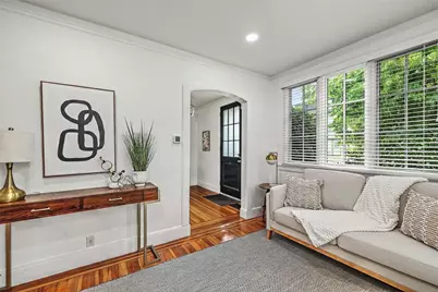 402 Angell Street, Providence, RI 02906 - Photo 11
