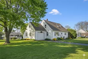 11 O Donnell Rd, Middletown, RI 02842 - Photo 3
