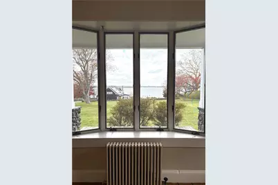 39 Walcott Avenue, Jamestown, RI 02835 - Photo 17