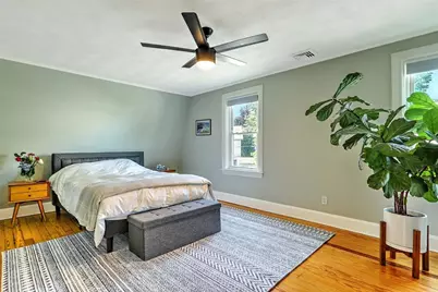 15 Wollaston Street, Cranston, RI 02910 - Photo 25
