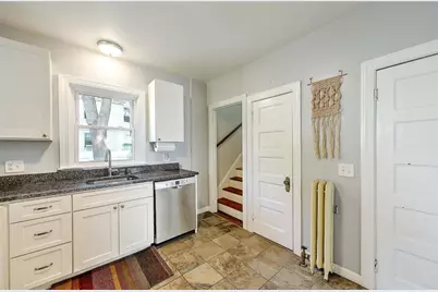 15 Wollaston Street, Cranston, RI 02910 - Photo 21