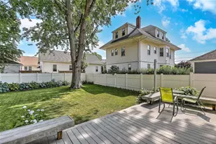 15 Wollaston St, Cranston, RI 02910 - Photo 35