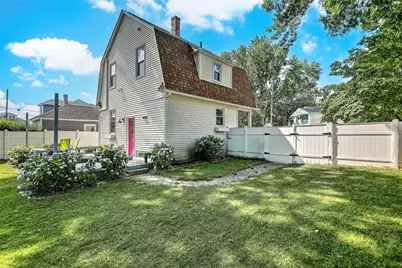 15 Wollaston Street, Cranston, RI 02910 - Photo 45