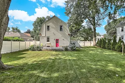 15 Wollaston Street, Cranston, RI 02910 - Photo 41