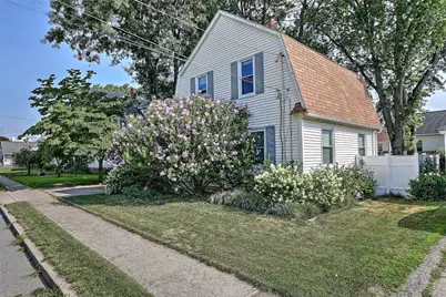15 Wollaston Street, Cranston, RI 02910 - Photo 3