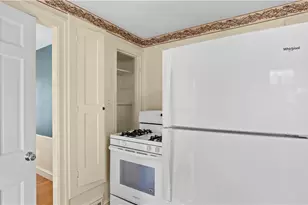 33 Linden Ave, East Providence, RI 02916 - Photo 13