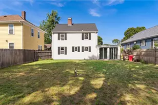 33 Linden Ave, East Providence, RI 02916 - Photo 31