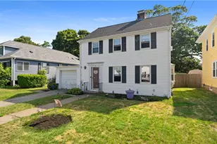 33 Linden Ave, East Providence, RI 02916 - Photo 1