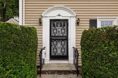 10 Pelham Parkway, North Providence, RI 02911 - Photo 3