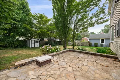 10 Pelham Parkway, North Providence, RI 02911 - Photo 27