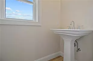 91 Croade St, Warren, RI 02885 - Photo 25