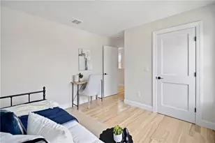 91 Croade St, Warren, RI 02885 - Photo 17