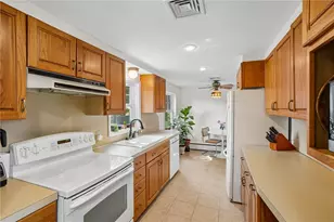 64 Ticonderoga Dr, Warwick, RI 02889 - Photo 11
