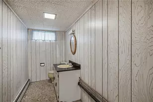 27 Danby St, Providence, RI 02904 - Photo 27