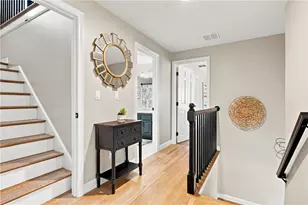 4 Fieldside Dr, Cumberland, RI 02864 - Photo 11