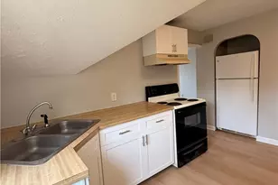 39 Andrews Ave, West Warwick, RI 02893 - Photo 7