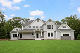 105 Princess Pine Dr, East Greenwich, RI 02818 - Photo 1