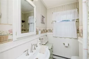 153 Russell St, Tiverton, RI 02878 - Photo 31
