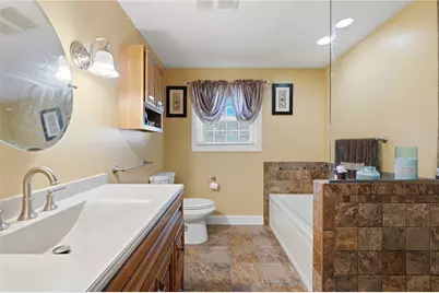 90 Rowley Street, Providence, RI 02909 - Photo 29