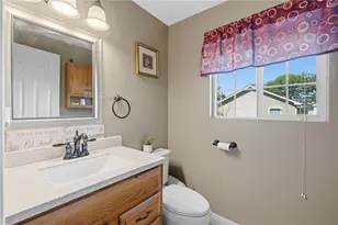 90 Rowley St, Providence, RI 02909 - Photo 31