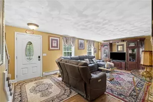 90 Rowley St, Providence, RI 02909 - Photo 11