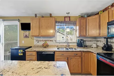 90 Rowley Street, Providence, RI 02909 - Photo 21