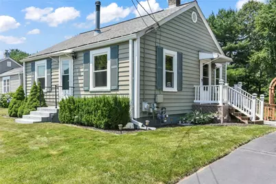 101 Endicott Drive, Warwick, RI 02886 - Photo 13