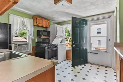 101 Endicott Drive, Warwick, RI 02886 - Photo 3