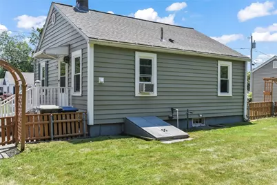 101 Endicott Drive, Warwick, RI 02886 - Photo 19