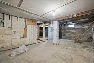18 Forest Street St, Providence, RI 02906 - Photo 25