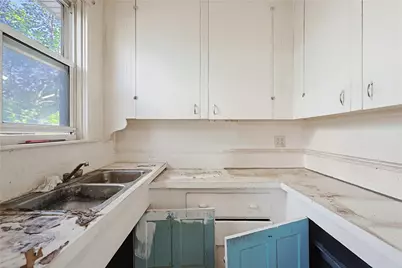18 Forest Street Street, Providence, RI 02906 - Photo 29