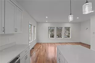 11 Stone St, Providence, RI 02904 - Photo 9