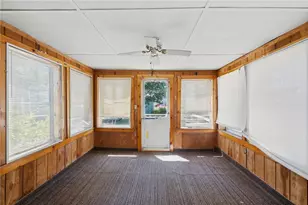 140 W Lawn Ave, Pawtucket, RI 02860 - Photo 19