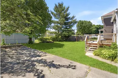 140 West Lawn Avenue, Pawtucket, RI 02860 - Photo 35