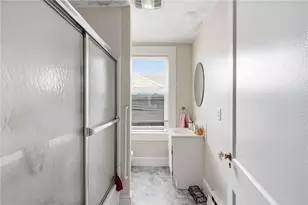 981 Smith St, Providence, RI 02908 - Photo 17