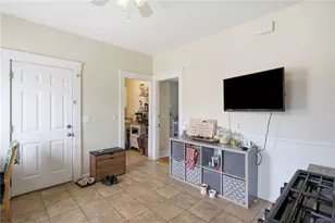 981 Smith St, Providence, RI 02908 - Photo 9