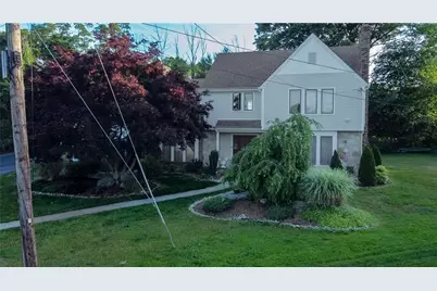 18 Ann Court, Cranston, RI 02921 - Photo 5