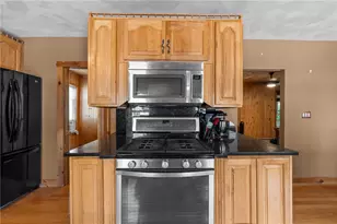 43 Pearl St, Lincoln, RI 02838 - Photo 13