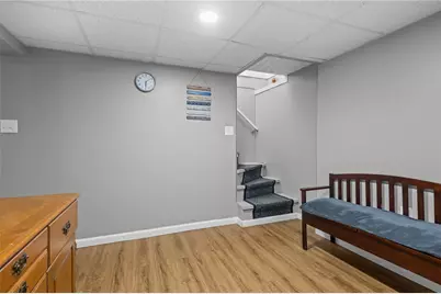 33 Belmont Avenue, East Providence, RI 02914 - Photo 25